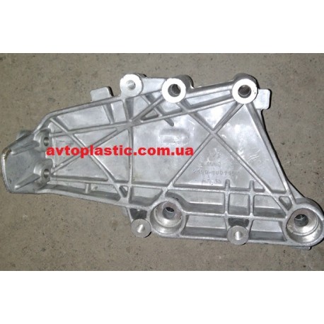 Кронштейн двигателя ваз 2190 Гранта большой(автомат)